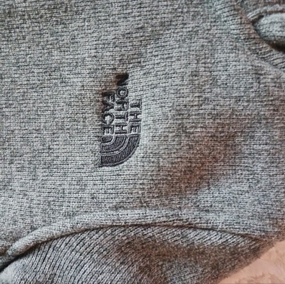 The North Face women's sweater jacket - Picture 4 of 6